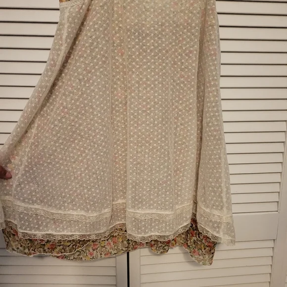 Young Threads top - Picture 4 of 9